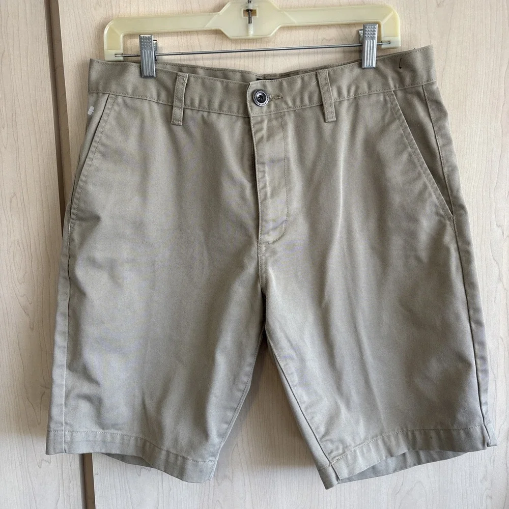 RVCA The Weekend Chino Shorts Beige Rugged Skateboard Flat‎ Mens Size 32